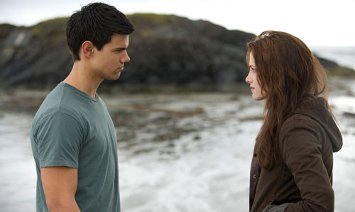 new_moon_jacob_bella_gaze